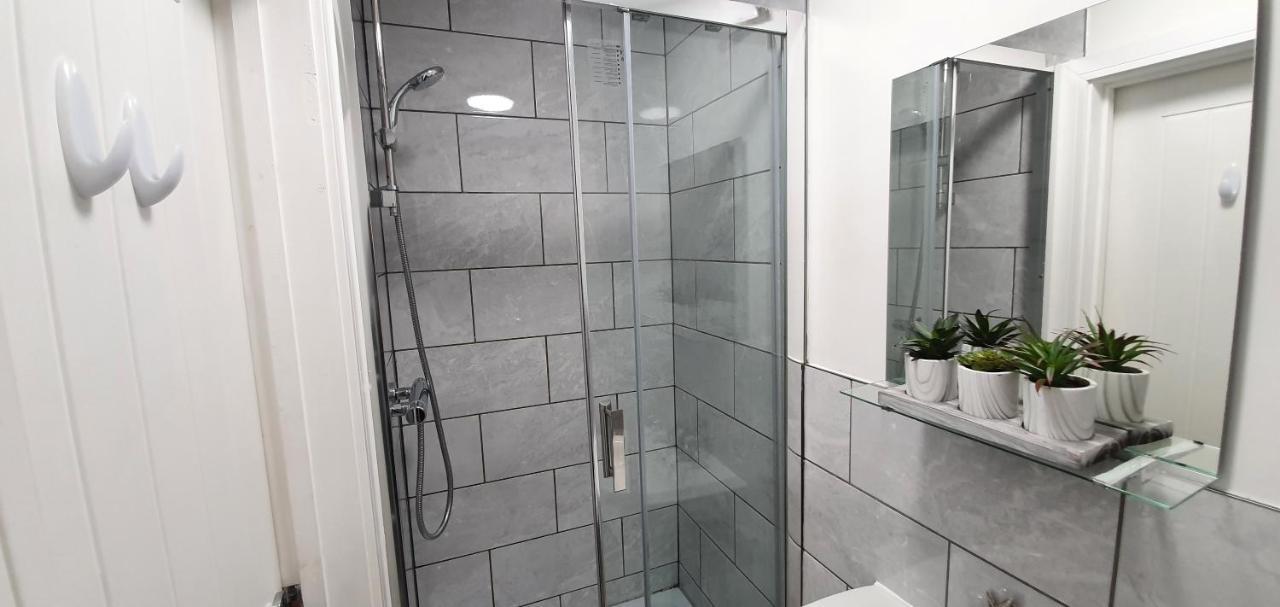 Trendy, Modern Garden Posh Peckham Apartment Londýn Exteriér fotografie